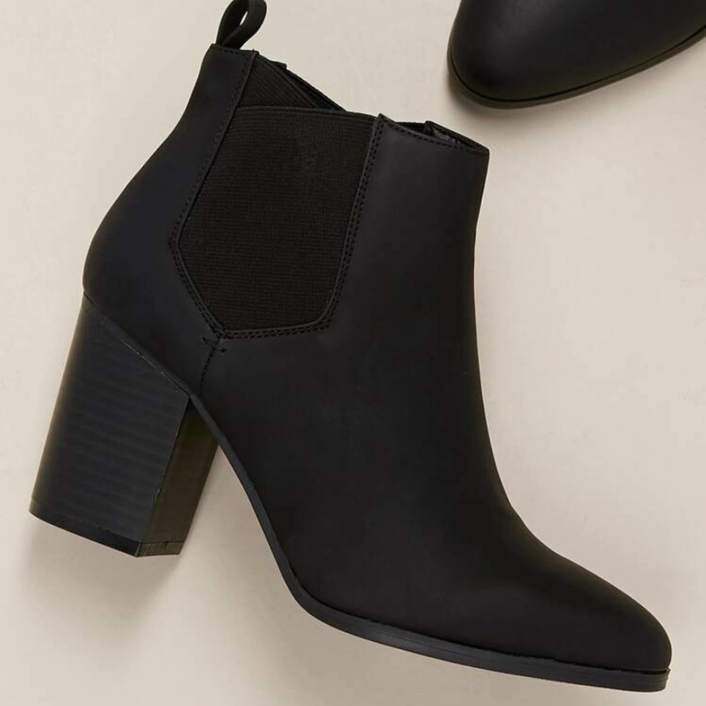 black heeled booties